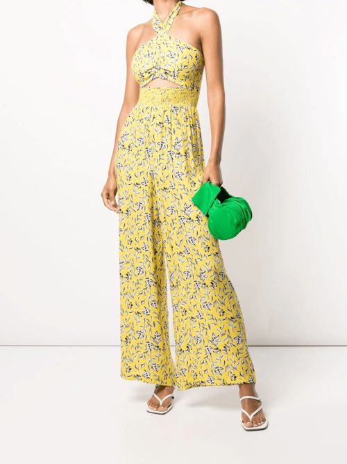 連身褲是整個夏天都可以穿的涼爽別致的服裝